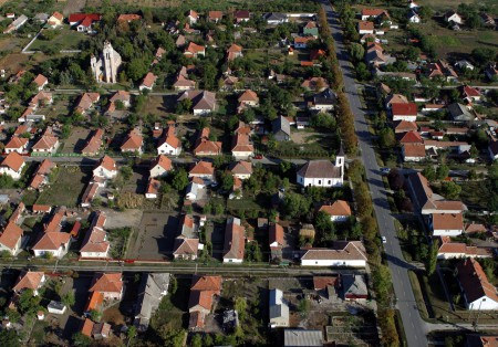 2003. 09. 06. 16:42.